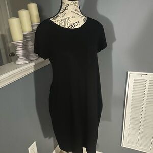 Mi Black Sheath Mini Dress Crew Neck Short Sleeve